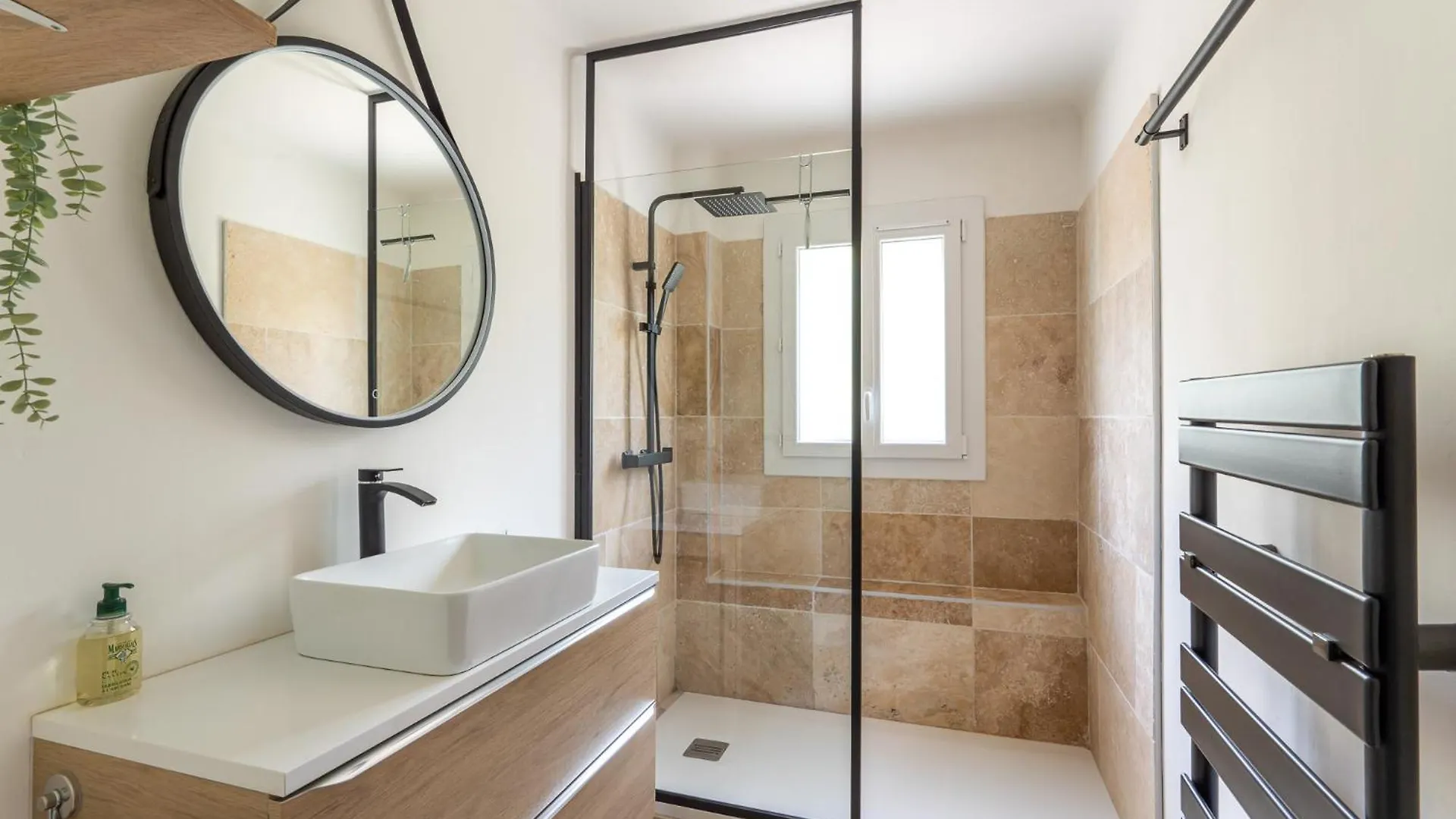 Apartment * Le Floreal * Magnifique T3 Vue Mer Bandol France